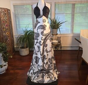 Vintage Cache Y2K Embellished Plunge Halter Paisly Satin Evening Gown Size 2